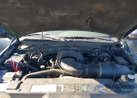 2002 Ford F-150 Lariat/Xlt from USA, damaged, VIN 1FTRW08L22KD36714